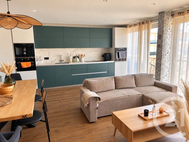 Appartement F4 &agrave; vendre - 4 pi&egrave;ces - 81 m2 - Pau - 64 - AQUITAINE