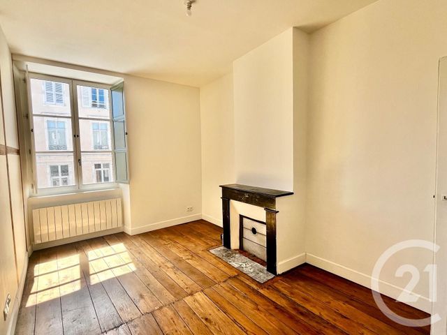 Appartement F5 &agrave; vendre - 5 pi&egrave;ces - 153 m2 - Pau - 64 - AQUITAINE