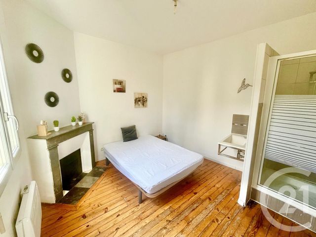 Appartement &agrave; vendre - 2 pi&egrave;ces - 26,58 m2 - Pau - 64 - AQUITAINE