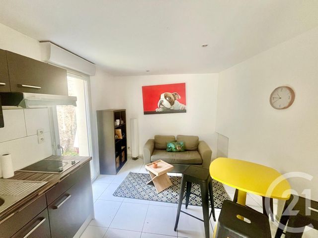 Appartement &agrave; vendre - 2 pi&egrave;ces - 26,58 m2 - Pau - 64 - AQUITAINE