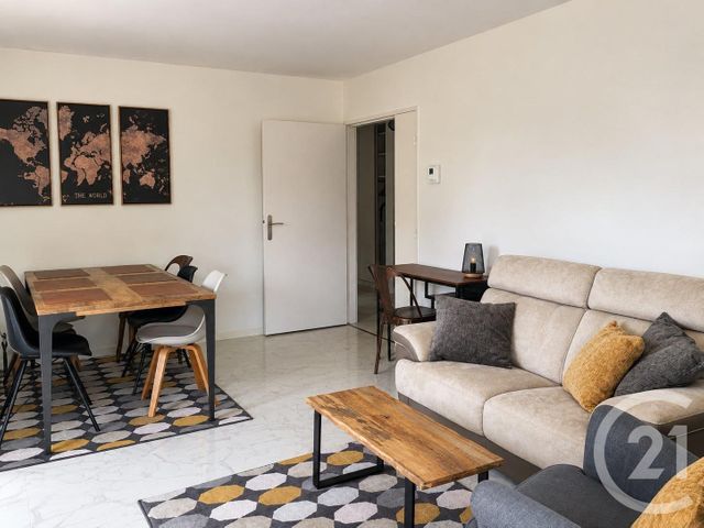 Appartement F3 &agrave; louer - 3 pi&egrave;ces - 65,52 m2 - Billere - 64 - AQUITAINE