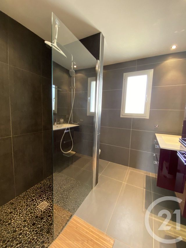 Maison &agrave; louer - 5 pi&egrave;ces - 117 m2 - Lescar - 64 - AQUITAINE