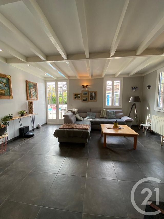 Maison &agrave; louer - 5 pi&egrave;ces - 117 m2 - Lescar - 64 - AQUITAINE