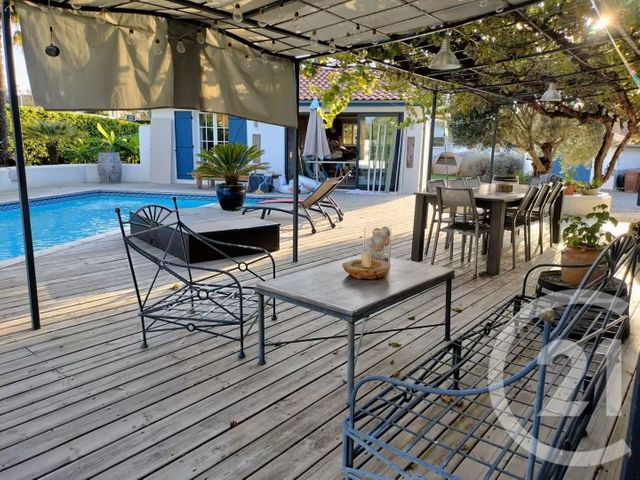 Maison &agrave; louer - 5 pi&egrave;ces - 117 m2 - Lescar - 64 - AQUITAINE