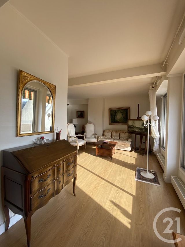 Appartement T3 &agrave; louer - 3 pi&egrave;ces - 65,31 m2 - Pau - 64 - AQUITAINE
