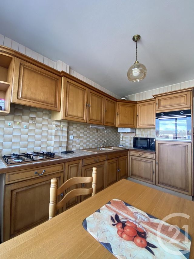 Appartement T3 &agrave; louer - 3 pi&egrave;ces - 65,31 m2 - Pau - 64 - AQUITAINE