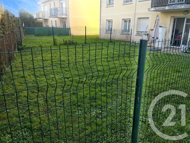 Appartement T2 à vendre - 2 pièces - 39,04 m2 - Gironde Sur Dropt - 33 - AQUITAINE