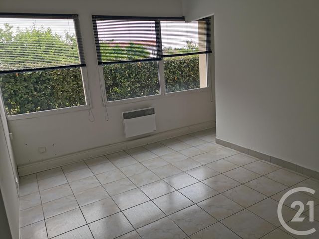 Appartement Local à louer - 4 pièces - 172 m2 - Bazas - 33 - AQUITAINE