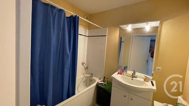 Appartement à vendre - 3 pièces - 53 m2 - La Reole - 33 - AQUITAINE
