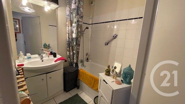 Appartement F3 à vendre - 3 pièces - 50,68 m2 - La Reole - 33 - AQUITAINE