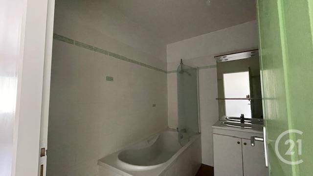 Maison à vendre - 3 pièces - 79,46 m2 - La Reole - 33 - AQUITAINE