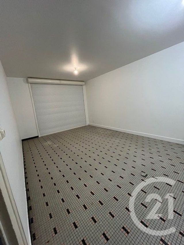 Maison &agrave; louer - 4 pi&egrave;ces - 93,11 m2 - La Reole - 33 - AQUITAINE