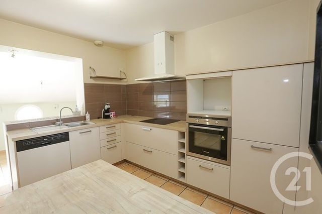 Maison &agrave; vendre - 8 pi&egrave;ces - 155 m2 - St Pierre De Mons - 33 - AQUITAINE