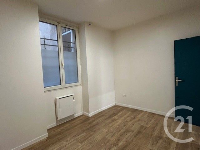 Appartement T2 à louer - 2 pièces - 42,60 m2 - La Reole - 33 - AQUITAINE