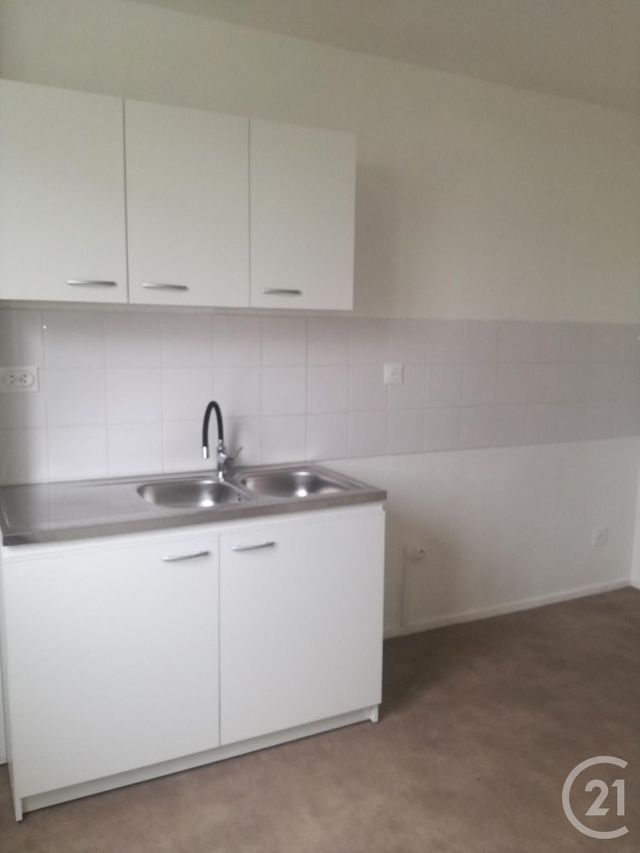 Appartement F4 &agrave; louer - 4 pi&egrave;ces - 77,34 m2 - Cenon - 33 - AQUITAINE