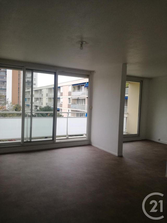 Appartement F4 &agrave; louer - 4 pi&egrave;ces - 77,34 m2 - Cenon - 33 - AQUITAINE