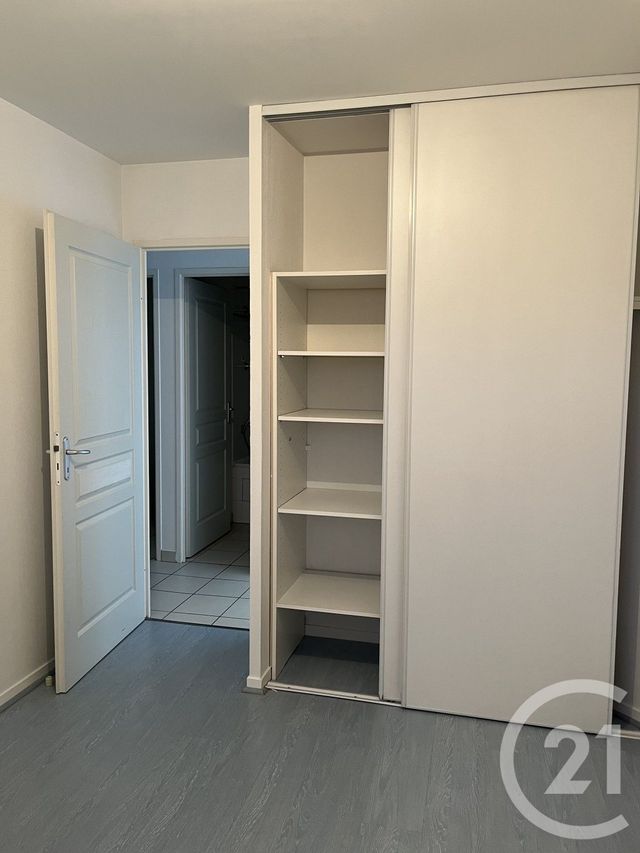 Appartement T3 &agrave; louer - 3 pi&egrave;ces - 60,34 m2 - Toulenne - 33 - AQUITAINE