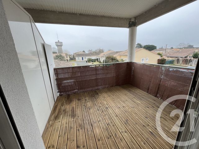 Appartement T3 &agrave; louer - 3 pi&egrave;ces - 60,34 m2 - Toulenne - 33 - AQUITAINE
