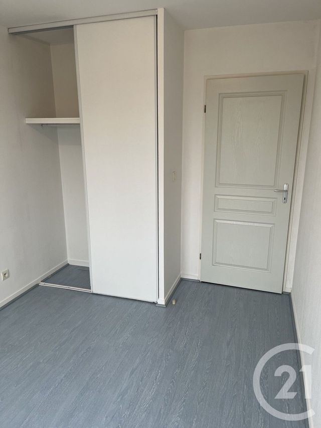 Appartement T3 &agrave; louer - 3 pi&egrave;ces - 60,34 m2 - Toulenne - 33 - AQUITAINE