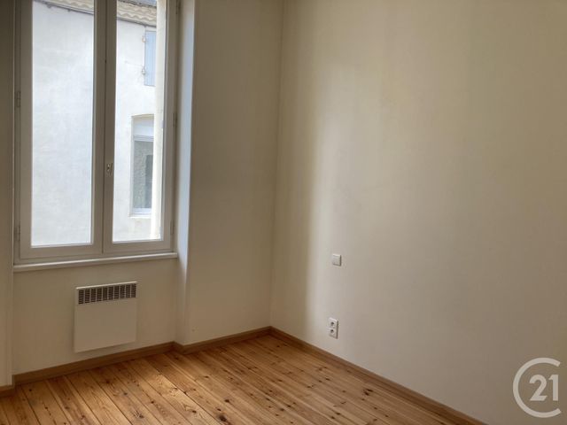Appartement T4 &agrave; louer - 4 pi&egrave;ces - 72,56 m2 - Langon - 33 - AQUITAINE