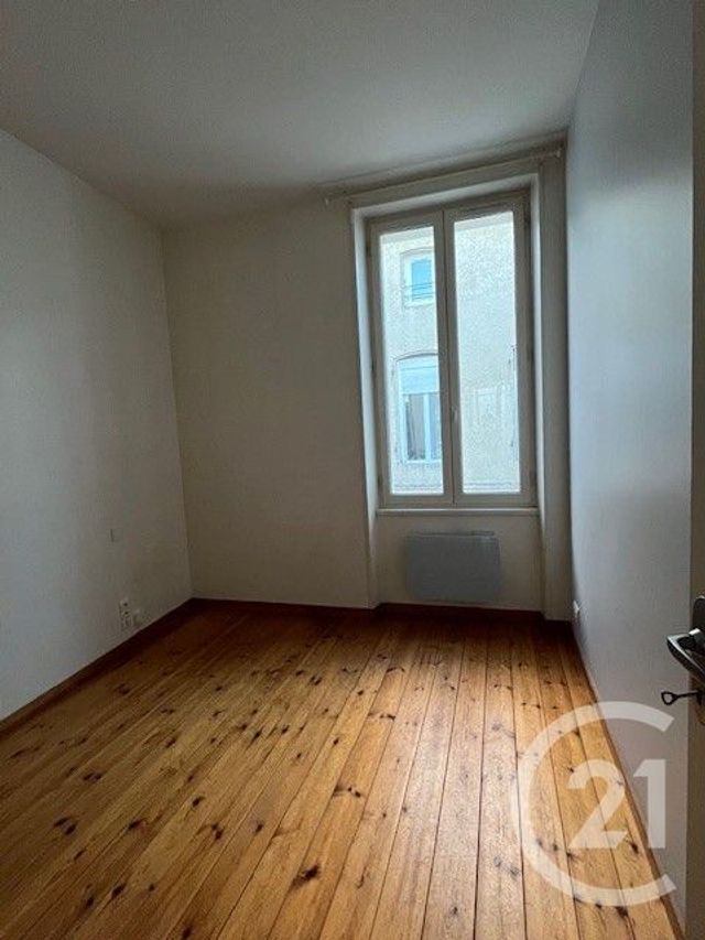 Appartement T4 &agrave; louer - 4 pi&egrave;ces - 72,56 m2 - Langon - 33 - AQUITAINE