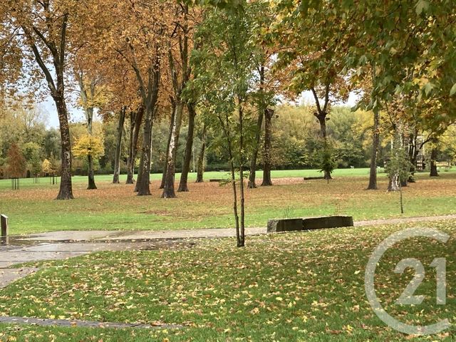 Appartement T4 &agrave; louer - 4 pi&egrave;ces - 72,56 m2 - Langon - 33 - AQUITAINE