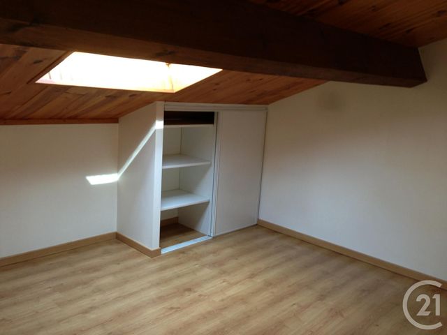 Maison &agrave; louer - 6 pi&egrave;ces - 160 m2 - Landiras - 33 - AQUITAINE