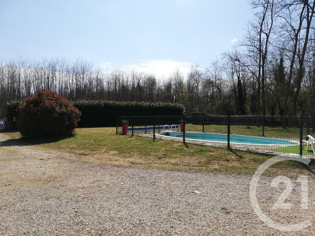 Maison &agrave; louer - 6 pi&egrave;ces - 160 m2 - Landiras - 33 - AQUITAINE