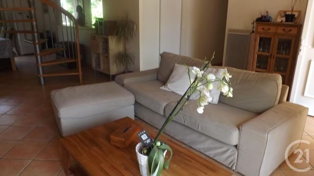 Maison &agrave; louer - 6 pi&egrave;ces - 160 m2 - Landiras - 33 - AQUITAINE