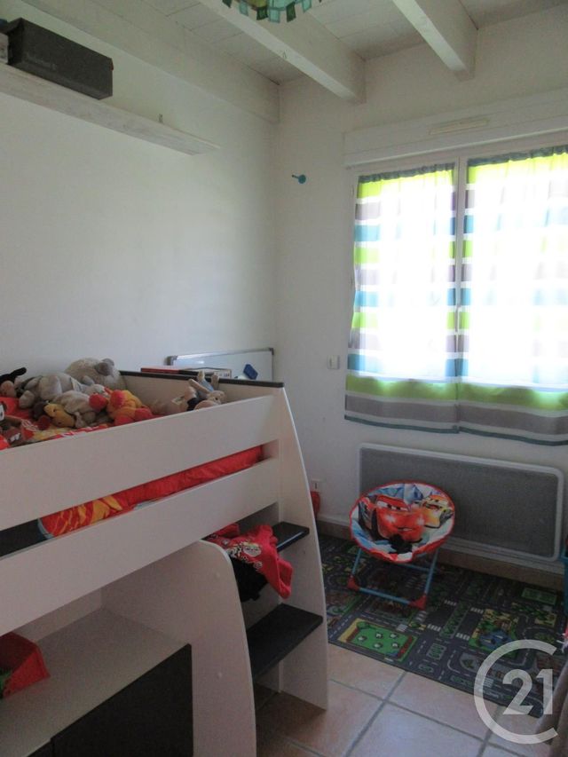 Maison &agrave; louer - 6 pi&egrave;ces - 160 m2 - Landiras - 33 - AQUITAINE