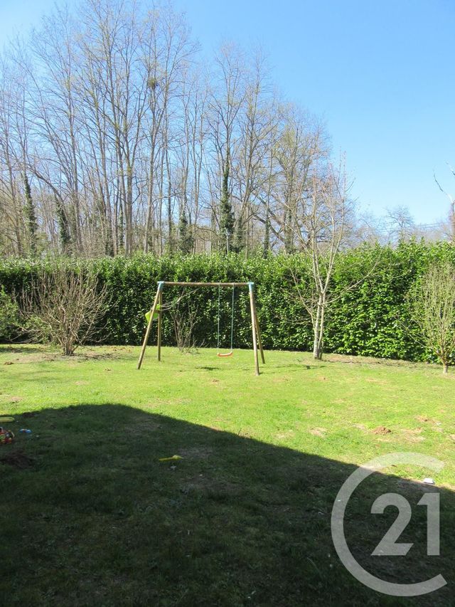 Maison &agrave; louer - 6 pi&egrave;ces - 160 m2 - Landiras - 33 - AQUITAINE