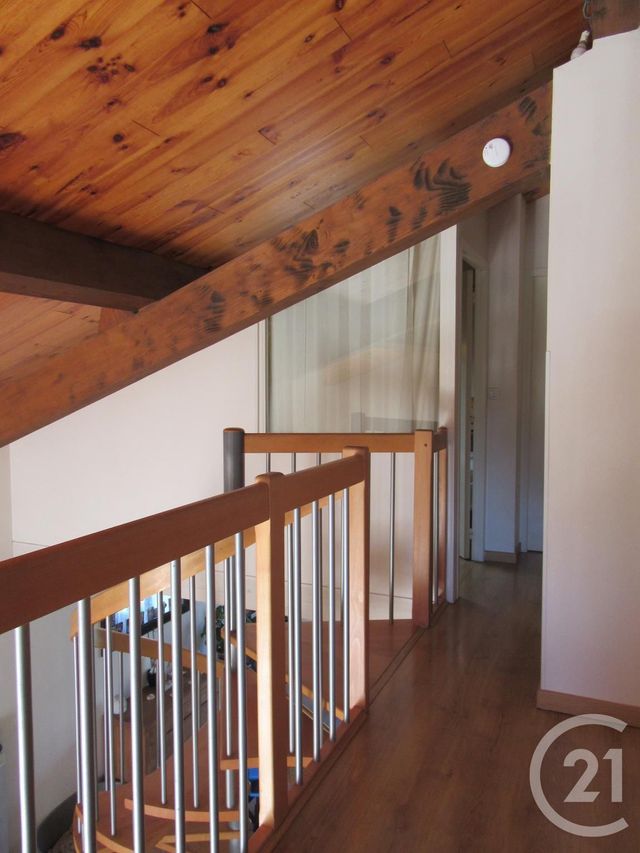 Maison &agrave; louer - 6 pi&egrave;ces - 160 m2 - Landiras - 33 - AQUITAINE