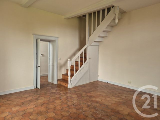 Maison &agrave; louer - 6 pi&egrave;ces - 226,30 m2 - Castets Et Castillon - 33 - AQUITAINE