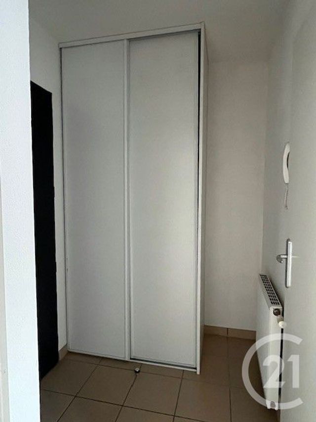 Appartement &agrave; louer - 2 pi&egrave;ces - 42,13 m2 - Gironde Sur Dropt - 33 - AQUITAINE