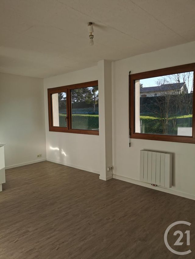 Appartement Studio &agrave; louer - 1 pi&egrave;ce - 21,74 m2 - Langon - 33 - AQUITAINE