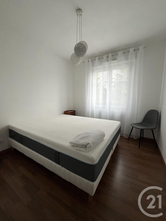 Appartement T3 &agrave; louer - 3 pi&egrave;ces - 64,28 m2 - Gironde Sur Dropt - 33 - AQUITAINE