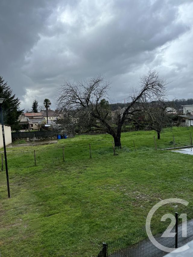 Appartement T3 &agrave; louer - 3 pi&egrave;ces - 64,28 m2 - Gironde Sur Dropt - 33 - AQUITAINE