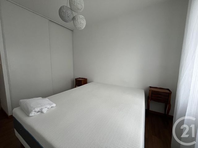 Appartement T3 &agrave; louer - 3 pi&egrave;ces - 64,28 m2 - Gironde Sur Dropt - 33 - AQUITAINE