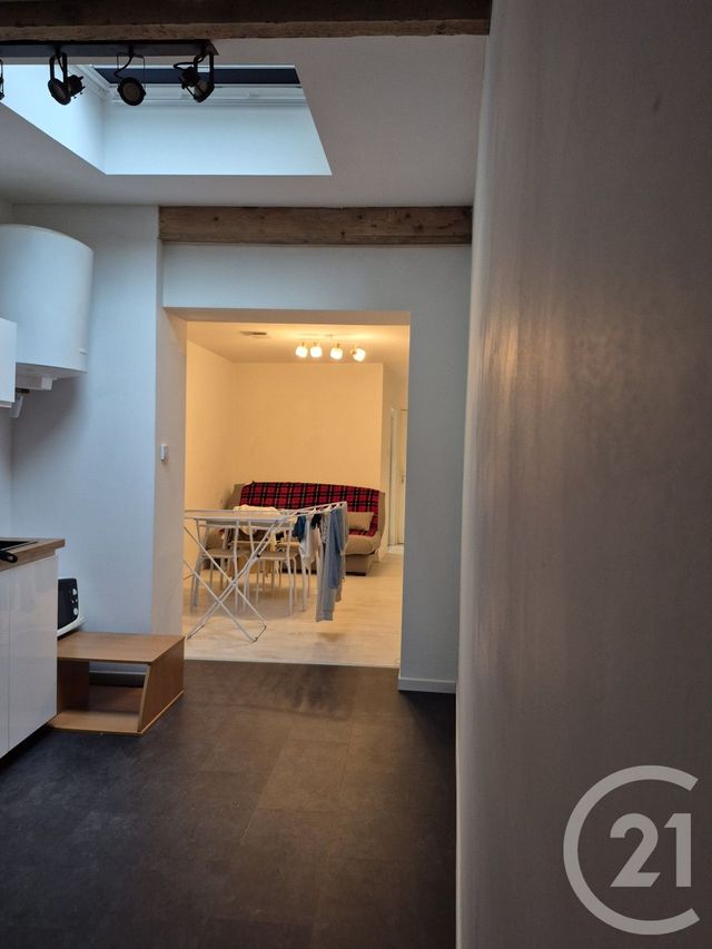 Appartement &agrave; louer - 2 pi&egrave;ces - 38 m2 - La Reole - 33 - AQUITAINE