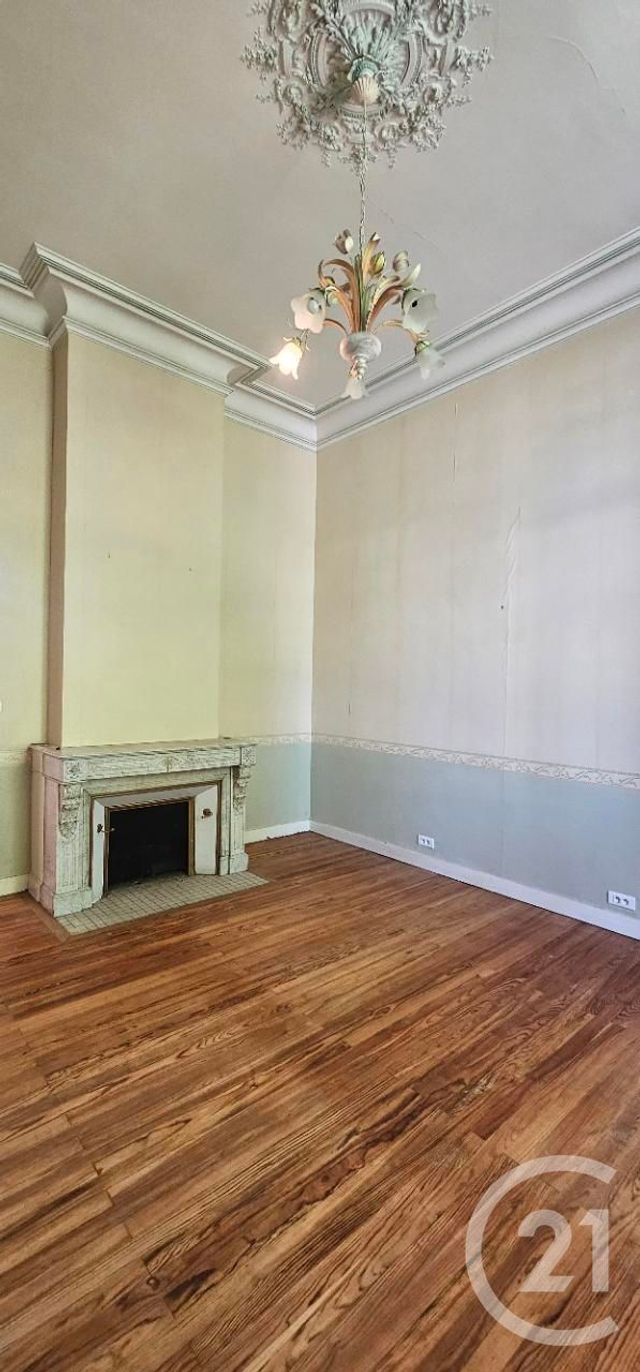 Maison &agrave; vendre - 7 pi&egrave;ces - 250 m2 - Cadillac Sur Garonne - 33 - AQUITAINE