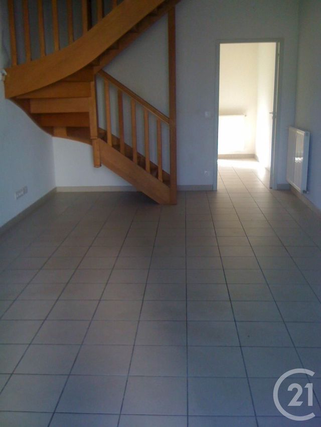 Appartement F3 &agrave; louer - 3 pi&egrave;ces - 69,13 m2 - Captieux - 33 - AQUITAINE