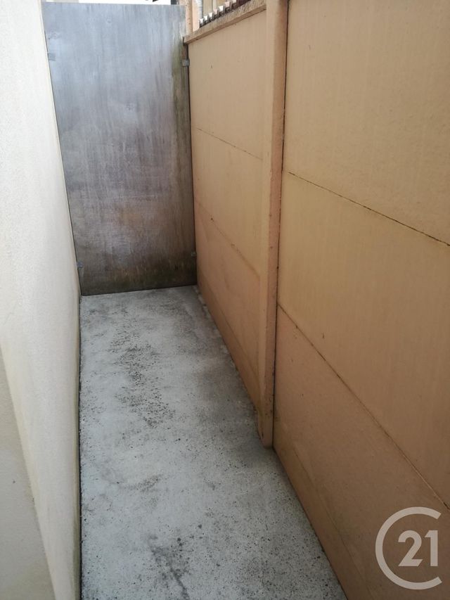 Appartement F3 &agrave; louer - 3 pi&egrave;ces - 69,13 m2 - Captieux - 33 - AQUITAINE