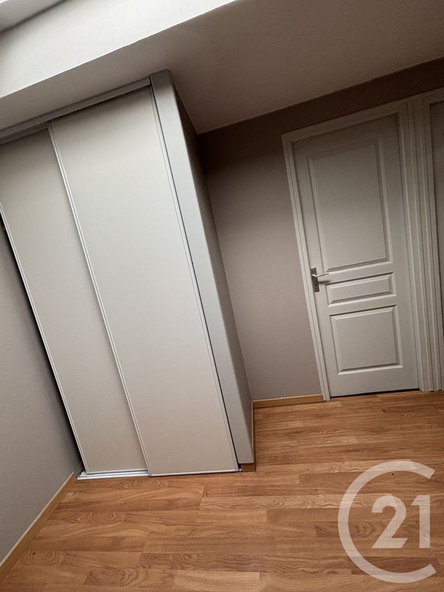 Maison &agrave; louer - 4 pi&egrave;ces - 107,61 m2 - La Reole - 33 - AQUITAINE