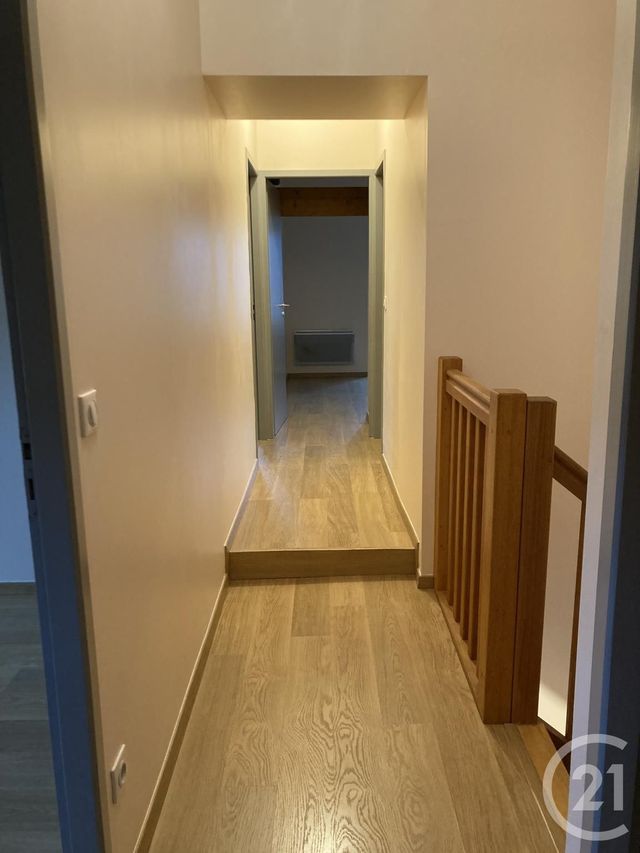 Maison &agrave; louer - 4 pi&egrave;ces - 106,89 m2 - St Martial - 33 - AQUITAINE