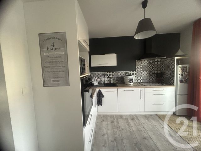 Appartement F3 &agrave; vendre - 3 pi&egrave;ces - 63,28 m2 - Gironde Sur Dropt - 33 - AQUITAINE