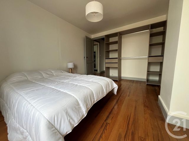 Maison &agrave; louer - 3 pi&egrave;ces - 72 m2 - La Reole - 33 - AQUITAINE