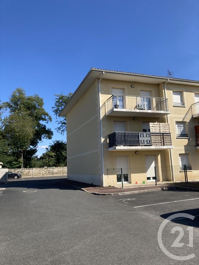 Appartement F3 &agrave; louer - 3 pi&egrave;ces - 64,06 m2 - Gironde Sur Dropt - 33 - AQUITAINE