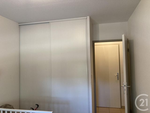 Appartement F3 &agrave; louer - 3 pi&egrave;ces - 64,06 m2 - Gironde Sur Dropt - 33 - AQUITAINE