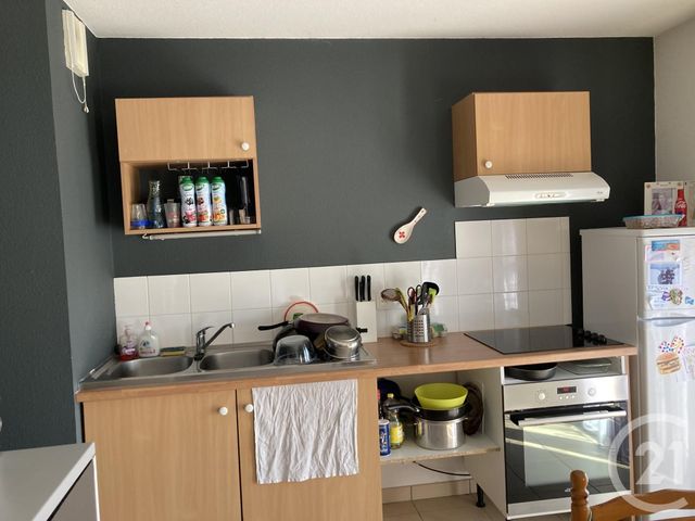 Appartement F3 &agrave; louer - 3 pi&egrave;ces - 64,06 m2 - Gironde Sur Dropt - 33 - AQUITAINE