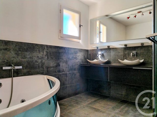 Maison &agrave; vendre - 8 pi&egrave;ces - 180 m2 - Roaillan - 33 - AQUITAINE